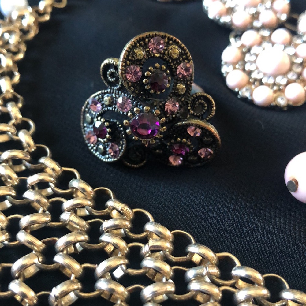 Jewelry Set - Picture 3 of 7
